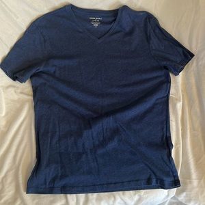 MENS Banana Republic vee